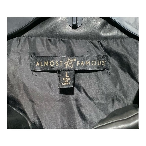 Women's Almost Famous Vegan Leather Puffer Vest Size - Picture 3 of 3